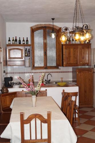 Kitchen, Il Pozzo Della Citerna in Castelnuovo Berardenga