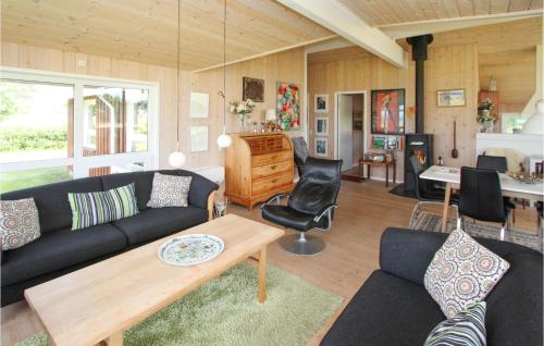  Stunning Home In Samsø With Wifi in Onsbjerg