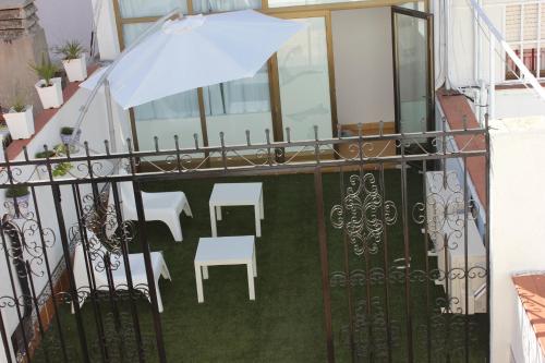 Hostal Falfes - image 5