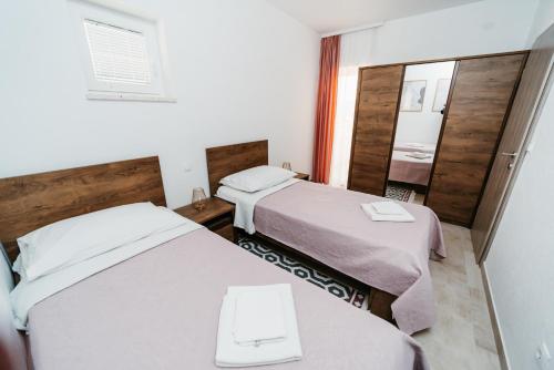 Apartmani Komarna