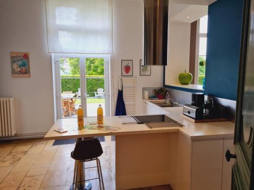 Grand gîte 15 personnes, 9 chambres, 100km de Paris en Exclusivité (Grand gite 15 personnes, 9 chambres, 100km de Paris en Exclusivite) in 塞普蒙