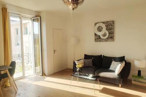 Top floor nest, balcony close to sea and old-town Bail Mobilité, Nice (fotografie 8)