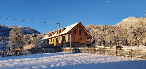  Weißbriach Lodge, Pension in Weissbriach