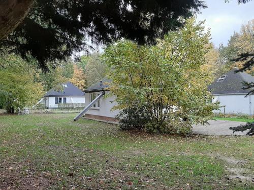  Vrijstaande recreatievilla met ruime omheinde tuin in Posterholt