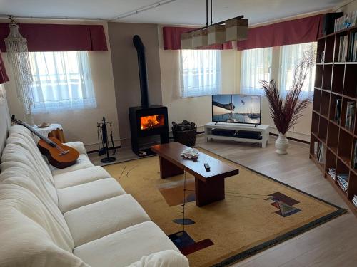  Casa Cástor O Valadouro Galicia in 27770 Alaje