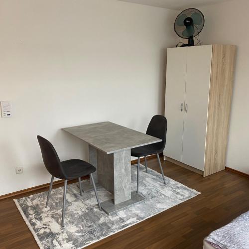 1 Zimmer Apartment DG