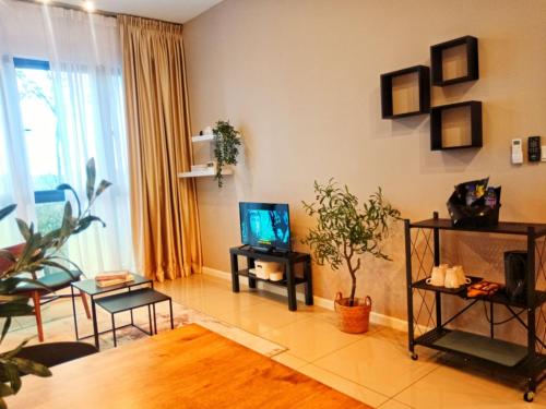 Staycationbyrieymona - 3BR Condo, CLIO 2, Putrajaya