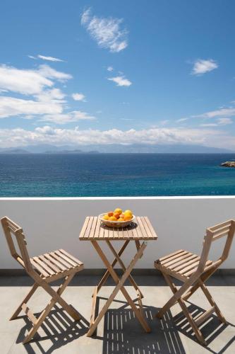 MIKRES CYCLADES DONOUSSA in Donoussa
