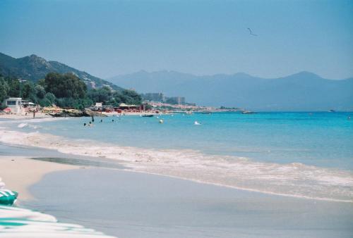 VILLA GOLFE AJACCIO près des plages