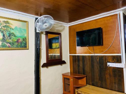 Facilities, MOSS HEDERA HIDE CHALET in Masjid Tanah