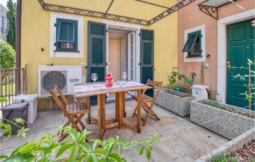Awesome home in Magliolo-Finale Ligure with 2 Bedrooms and Outdoor swimming pool