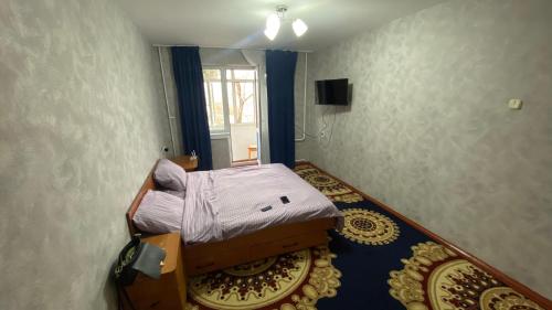 B&B Biskek - 1-room apartment on Suyumbaeva 150 - Bed and Breakfast Biskek