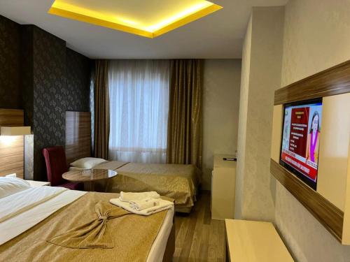 Grand Ezel Hotel - image 14