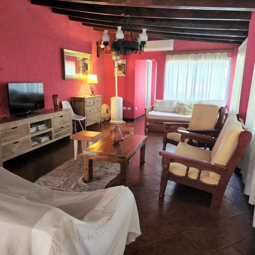 Közös társalgó / TV, Hotel y Casa de Campo Oasis Campero - Ezeiza Aeropuerto -San Vicente in San Vicente