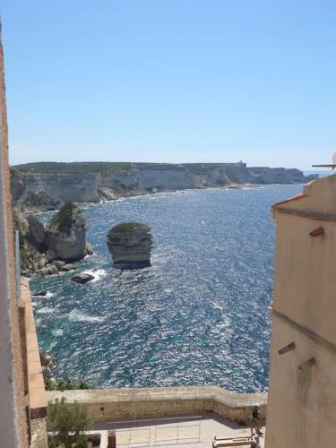 Duplex sur un fameux Grain de sable - Location saisonnière - Bonifacio