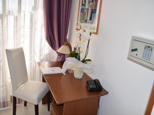 Hotel Bellavista Ideally located in the prime touristic area of San Bartolomeo al Mare, Hotel Bellavista promises a relaxing and wonderful visit. The property features a wide range of facilities to make your stay a pl