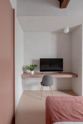 Design apartment with private pool in Campo dei Fiori, Rome (photo 8)