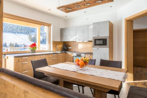 virtuve, Moamoosgut in Hintergöriach