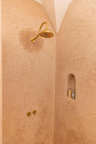 Riad Tizou - image 14