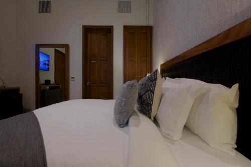 Suite image 7