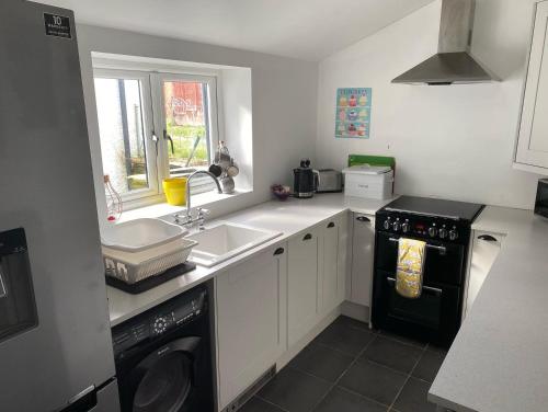 virtuve, Pen y Cwm Cottage in Penmachno