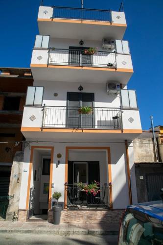 I MORI in Santa Teresa Di Riva