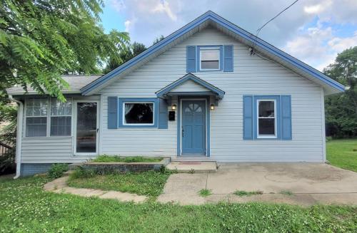 Charming 2 Bedroom 1 Bath Farm Style House in Mount Airy, USA
