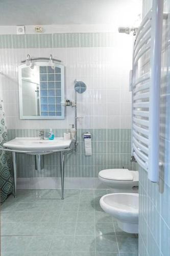Very Spacious & Modern 3Bed near Airport & Centre, Sofia (Foto 5)