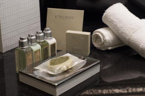 Deluxe Room image 1