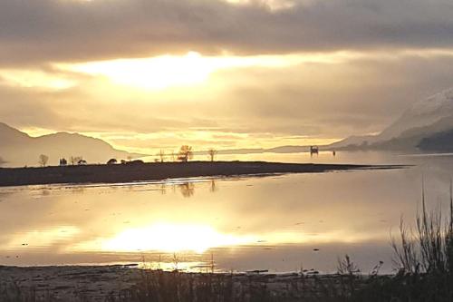 Fort William loft on shore front with amazing views