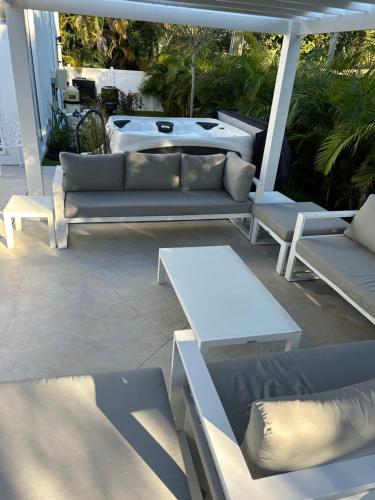 Men only clothing option guesthouse near Wilton Manors in Fort Lauderdale, USA