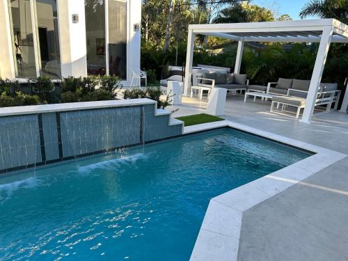 Men only clothing option guesthouse near Wilton Manors in Fort Lauderdale, USA