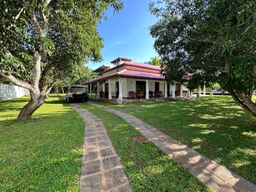 Hummingbird Leisure Villa-Anuradhapura - image 5