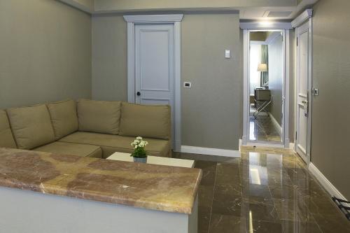 Semsan Hotel Room Type - Standard Family Room