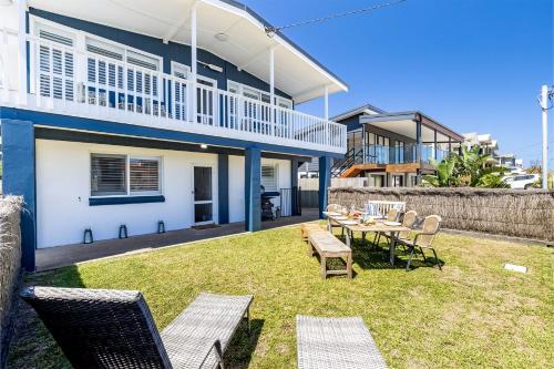 Pet friendly Anna Bay Beach Shack, 44 Ocean Avenue - fantastic 2 storey house with spectacular views in Anna Bay