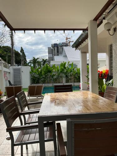Naklua Pool Villa by Pattaya Sunny Rentals photo 1