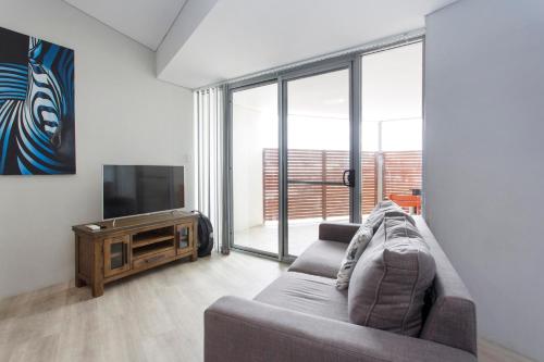 Waverley apartment C-one bedroom wifi available - image 5