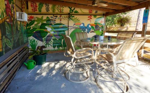 Pleasant Days Lodging Tropical Master Suite in Homosassa (Florida)