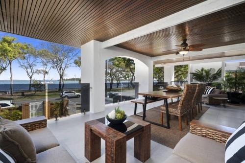 'The Beach House', Bongaree