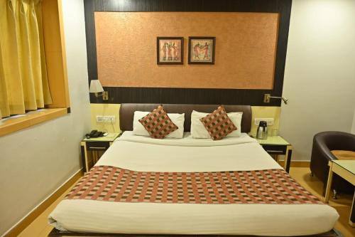 CAPITAL O 3993 Hotel Churuwala Inn