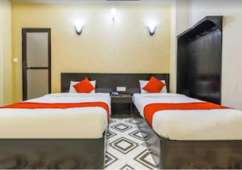 Hotel Aadarsha Inn By WB Inn in Lumbini Development Trust