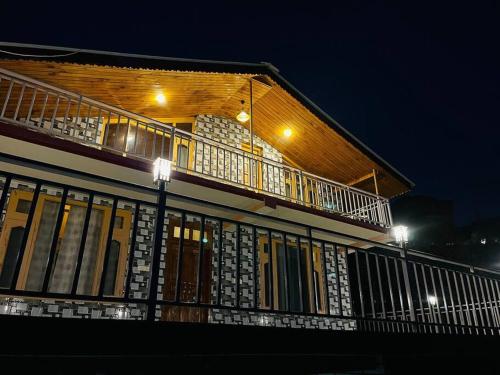 B&B Nagar - Cloud Culture Cottage - Bed and Breakfast Nagar