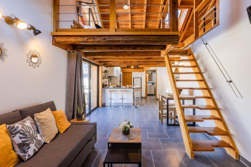 Escondido - calme et chaleureux in Saint-Martin-de-Queyrieres