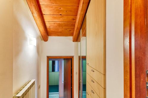 GuestHost - Trieste Loft Central Apartment - image 2