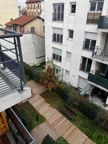 View, Snug & Cosy proche gare PartDieu, acces facile aeroport et Eurexpo near AviaSim Lyon