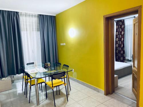 Three-Bedroom Apartment image 10