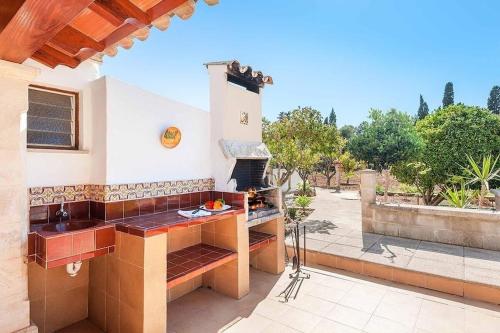 6 bedroom villa a very short to Port Pollensa by Renthousing