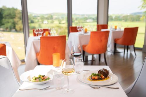 Killeavy Castle Estate in นิวคาสเซิล