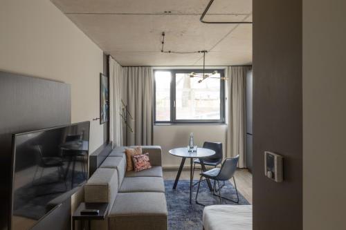JOYN Munich Rose - Serviced Apartments - image 13