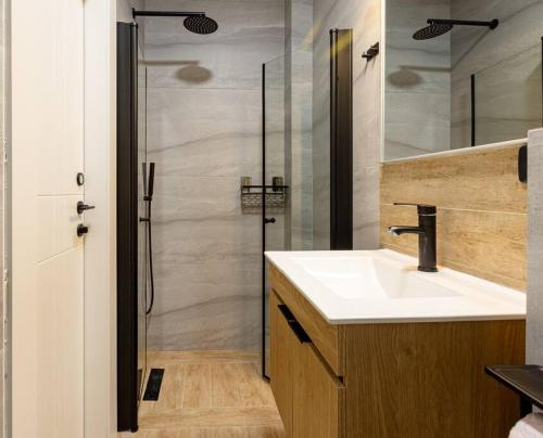 Chuveiro, Boutique Central old town Apartment in Beer Sheva